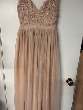 Elegant V-Neck Prom Dress in Blush with Lace Bodice